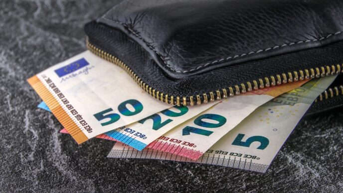 money in pocket