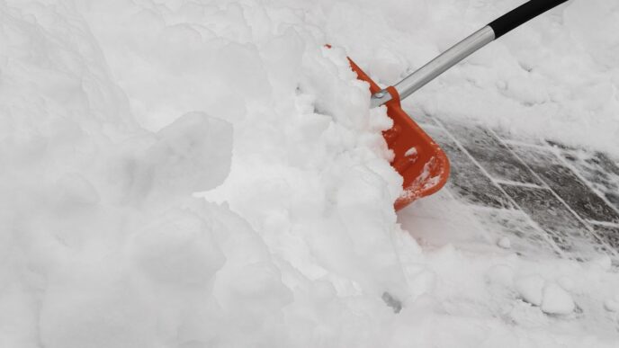 throw snow with shovel