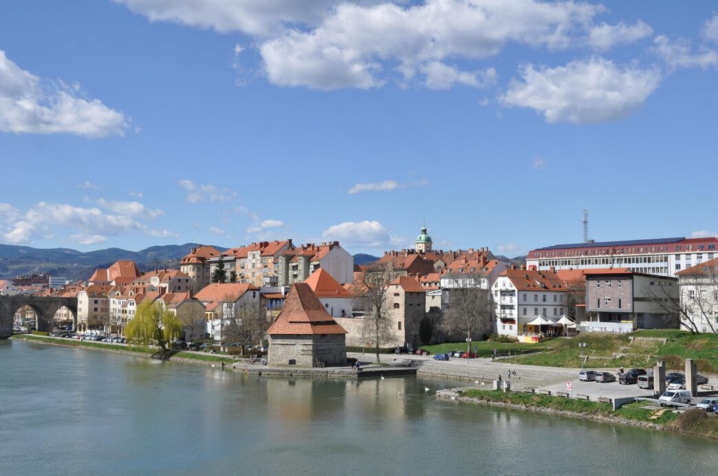 bohinjsko jezero slovenia