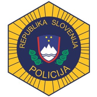 Policija Slo stran fb