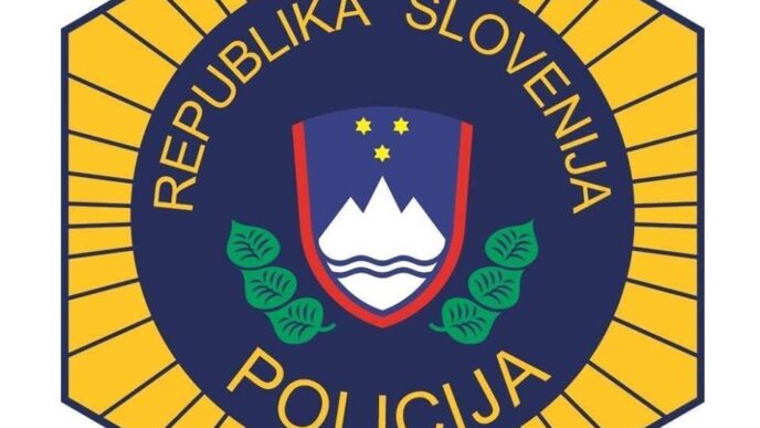 Policija Slo stran fb